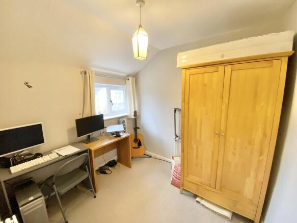 Photo 8