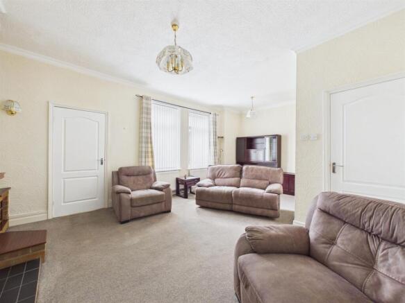 lounge 2.jpg