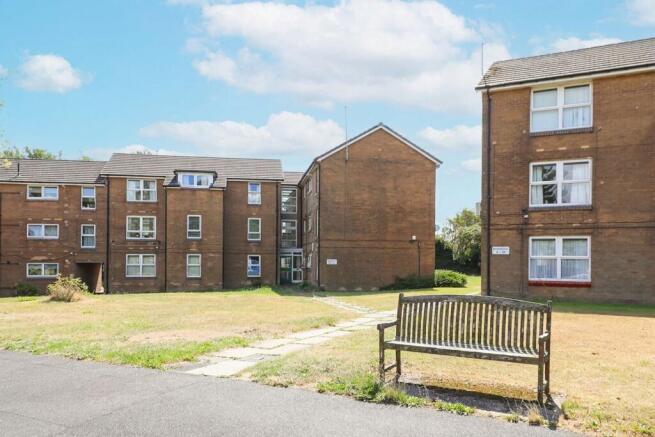 2 bed Flat to rent Image 4