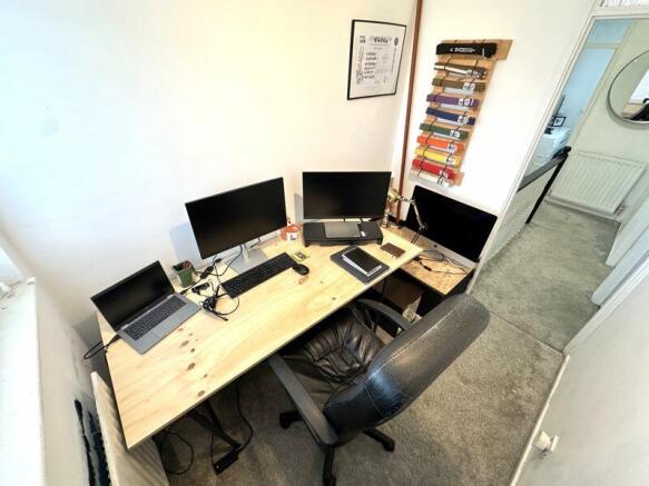 Photo 4