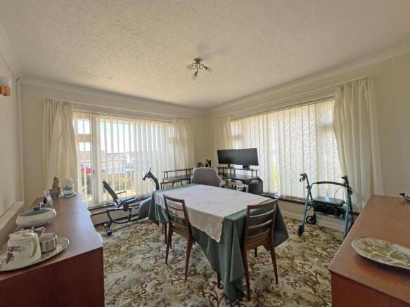 Rawling Close 14 - Dining Room...jpg