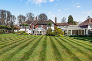 41, Main Avenue, Northwood HA6 2LH