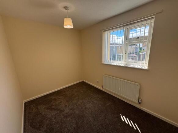 4 bed End of Terrace to rent Image 4