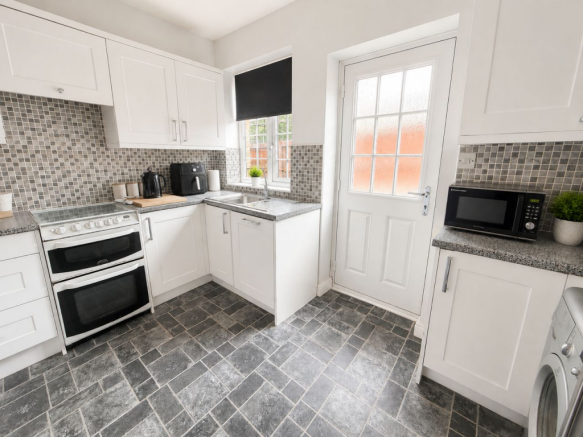 2 bed Bungalow for sale Image 4