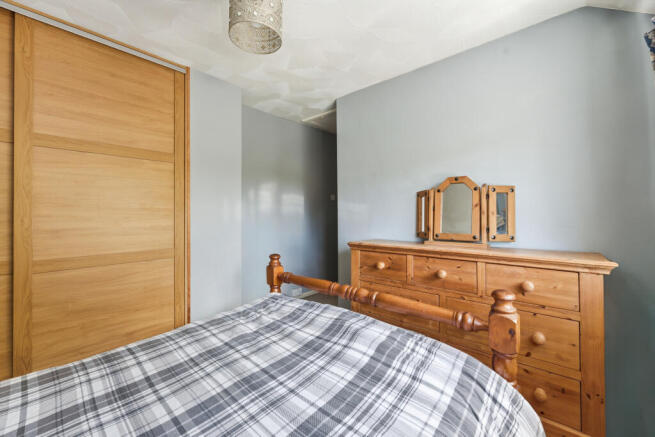 3 bed Semi-Detached for sale Image 9