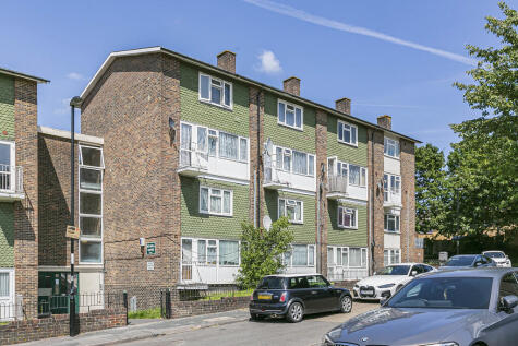 Frensham Drive, New Addington