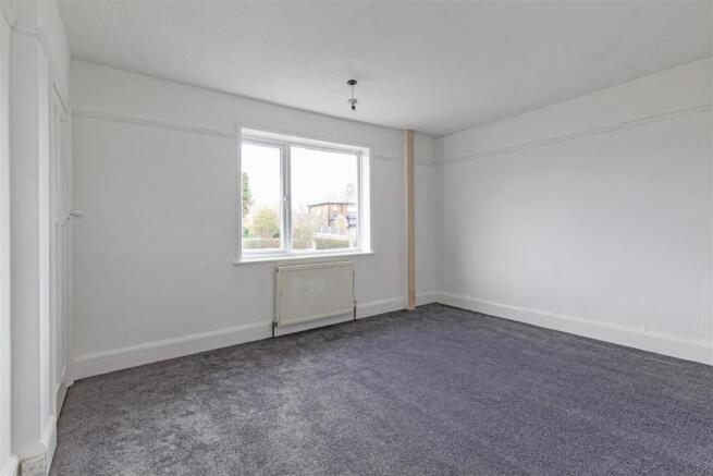 Bedroom 1-1.jpg