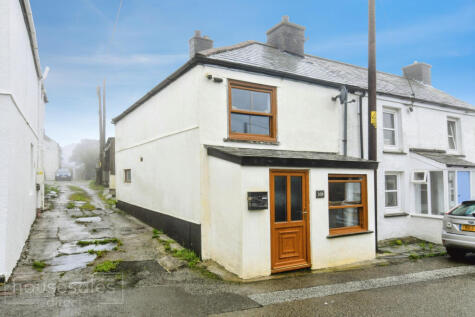 Pengelly, Delabole, PL33