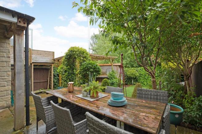 4 bed Town House for sale Image 11