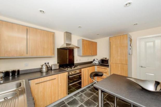 Kitchen/Breakfast RM
