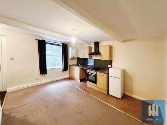 1 bed Terraced to rent Image 5