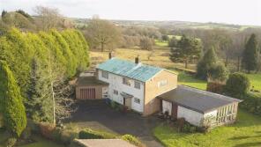 27 Dolphins, Rock Crescent, Stone ST15 8UH