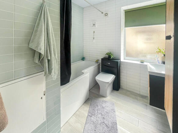 2 bed Terraced for sale Image 11