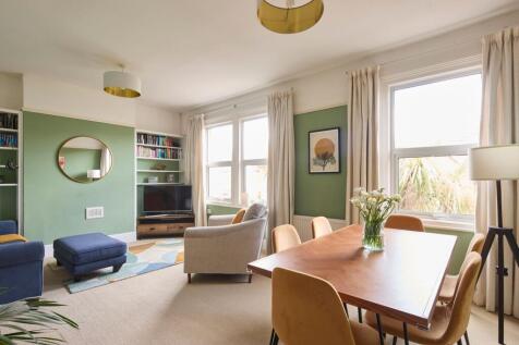 Barrington Road, London, N8