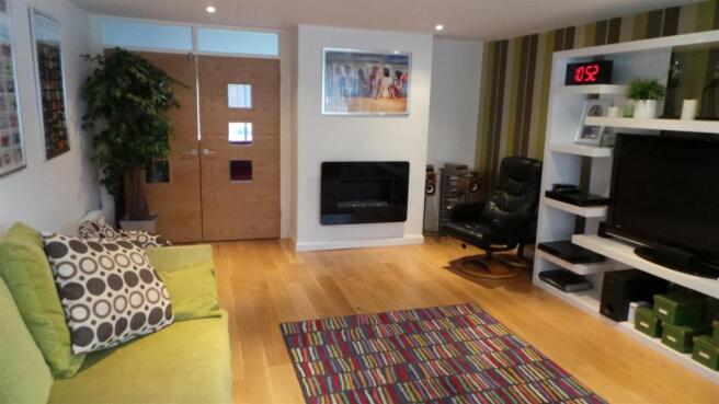 SITTING ROOM