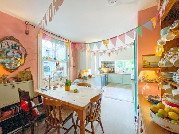 Kitchen/Breakfast Rm