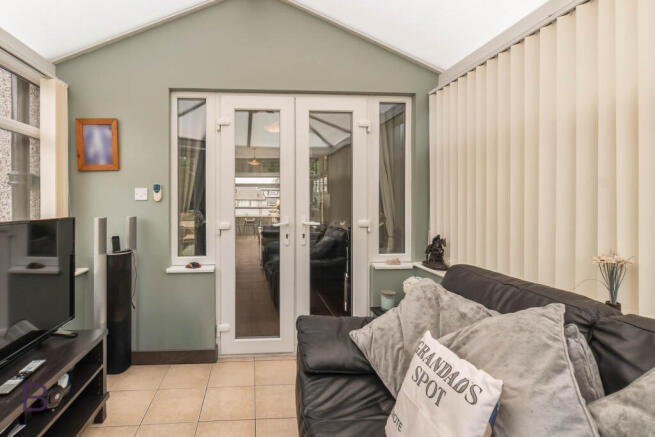 3 bed Semi-Detached for sale Image 9