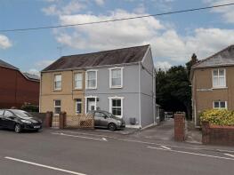 4, Heol Llanelli, Trimsaran, Kidwelly SA17 4AA