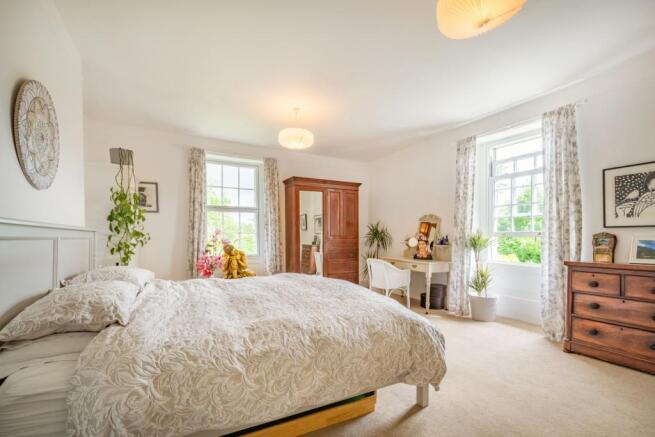 8506079-interior13