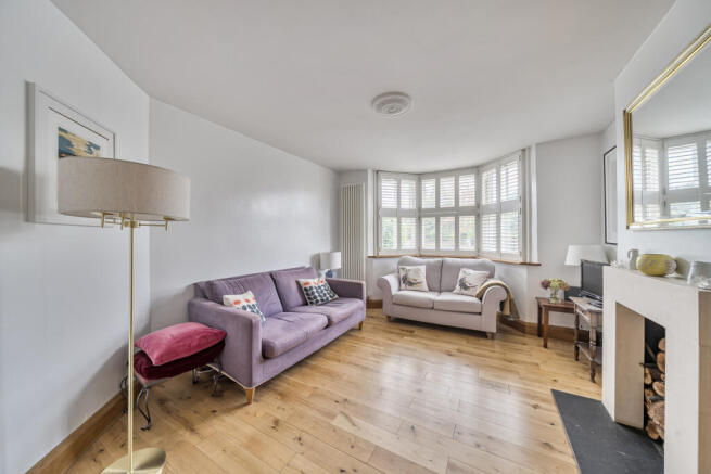 1359413-2-68d6b8b...