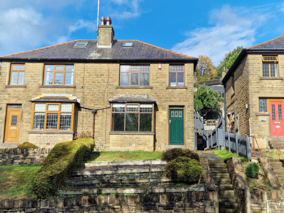 3 Bedroom Semi Detached for Rent