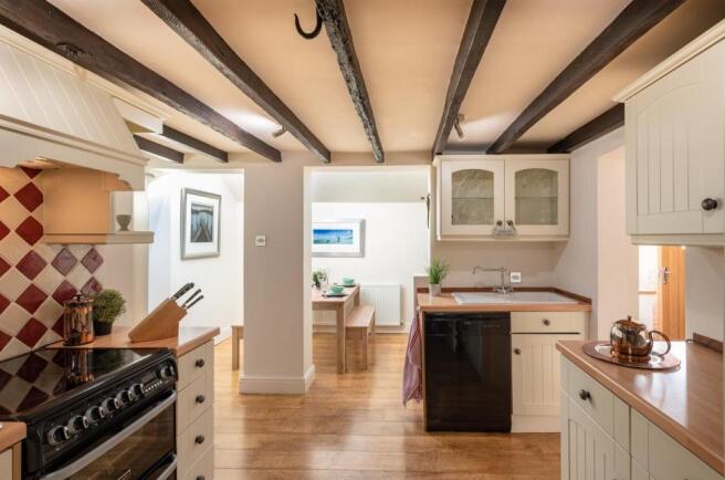 kitchen 1.jpeg