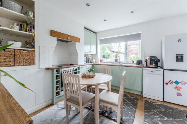 2 bed Terraced for sale Image 5