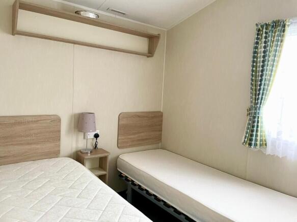 Martin Lodge, Manor House Holiday Park, Church Laneham, Nottinghamshire photo 4