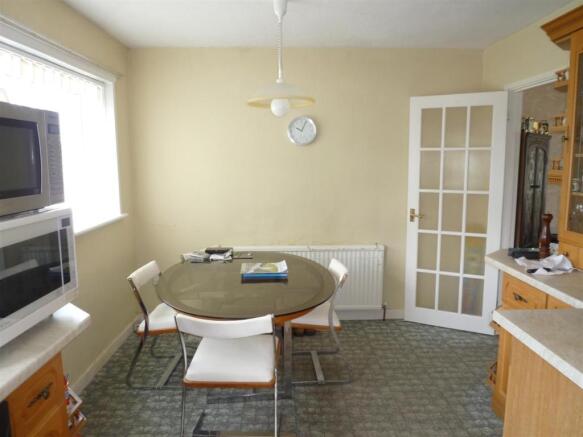 Kitchen/Dining Room