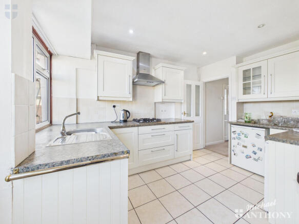 Kendal Close, Aylesbury photo 4