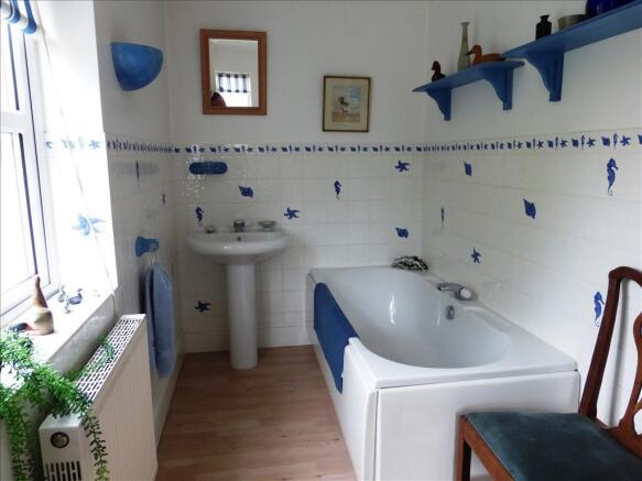 Photo 8