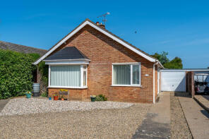 14, Swallow Close, Felixstowe IP11 9LR
