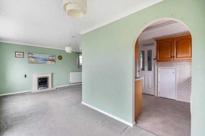 Sitting/Dining Room
