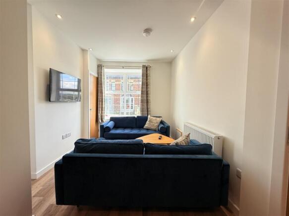 lounge area 1.jpg