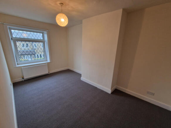 1 bed Terraced to rent Image 5