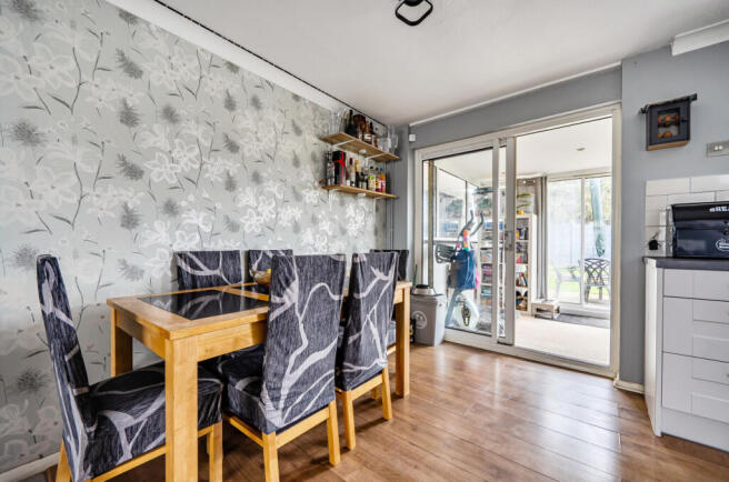 1410223-11-69b2c8...