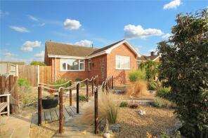 6, Gresham Close, Lowestoft NR32 3DH