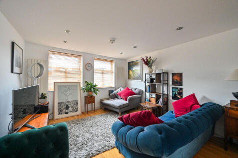 Crown Mews, White Horse Lane, Stepney, London, E1