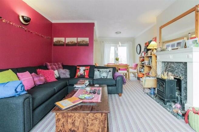 Living Room: