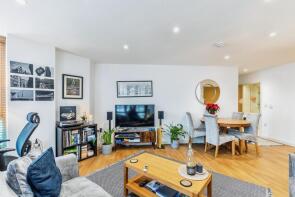Flat 81, 1 Candle House, Wharf Approach, Holbeck, Leeds LS1 4GJ