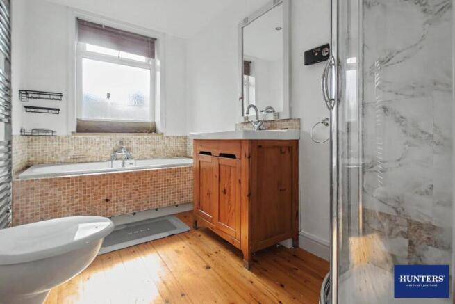 3 bed Terraced for sale Image 12