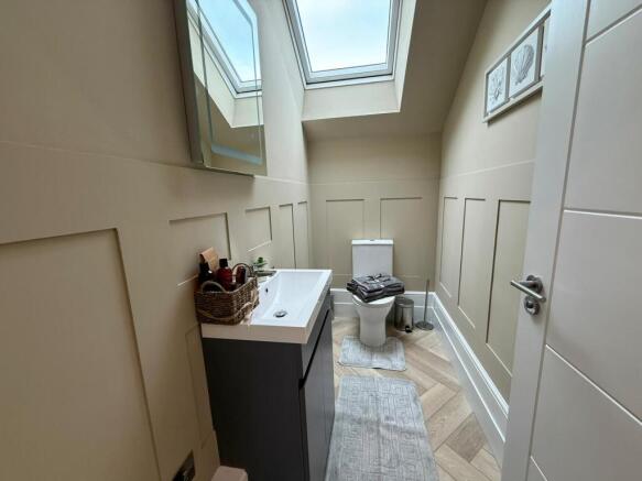 2 bed Flat to rent Image 8