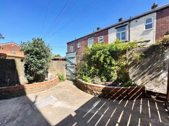 2 bed Terraced for sale Image 12