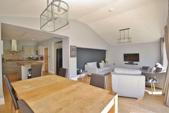Living/Dining ...