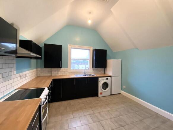KITCHEN 3.jpg