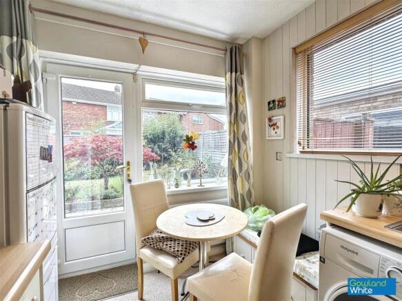 3 bed Detached for sale Image 9