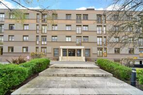 12, 819 Printwork Apartments, London Road, Sutton SM3 9BN