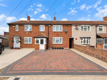 Field Close, Cranford, TW4