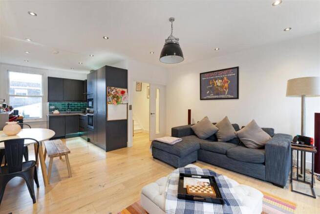 97754_Top-Floor-Flat-49-Dawes-Road (9).jpg