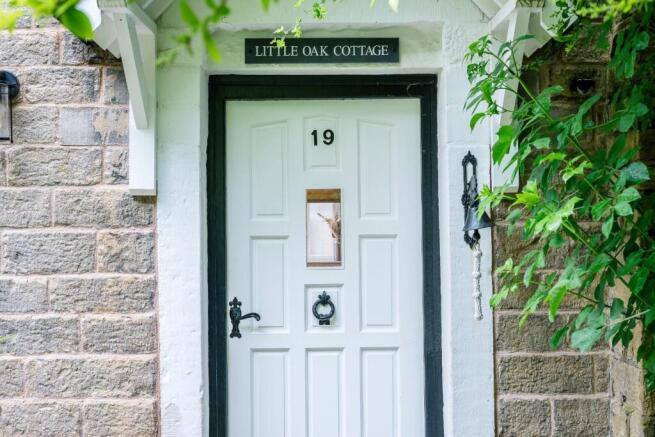 Little Oak Cottage, 19 Oaks Lane Detail-18.jpg